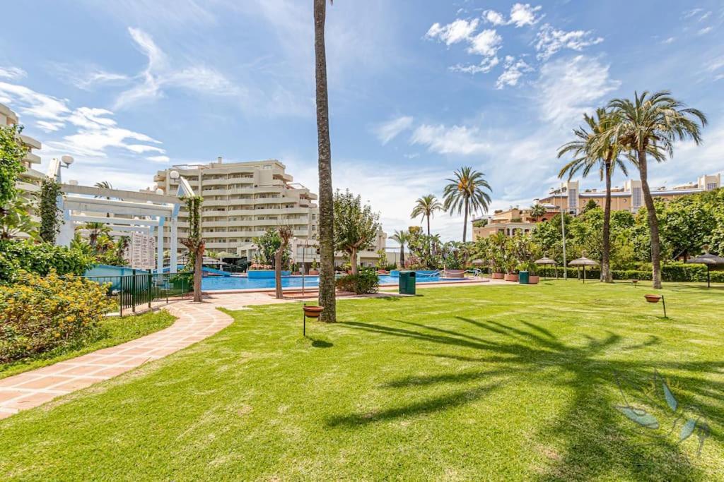 Precioso Apt De 1 Habitacion En Benalbeach Benalmádena Exterior photo